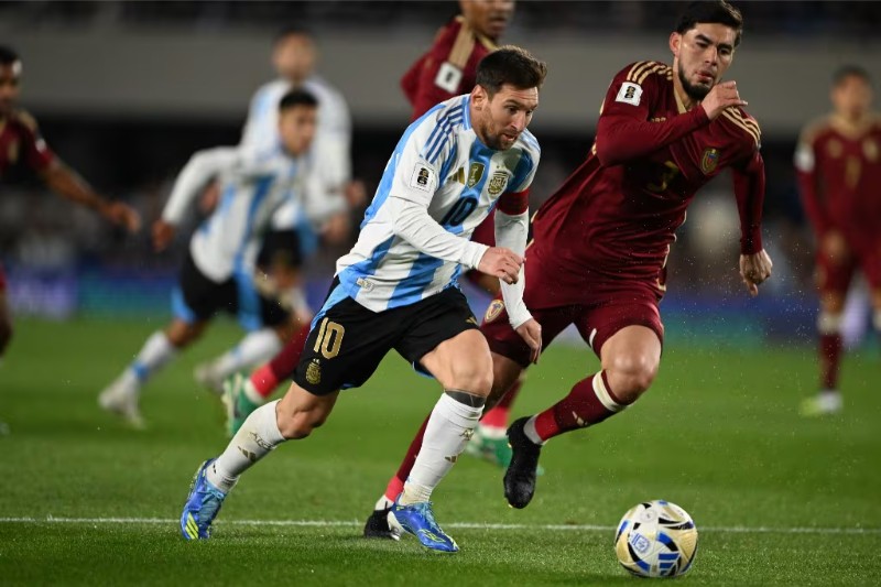 Argentina đặt mục tiêu giành 3 điểm trước Algerie